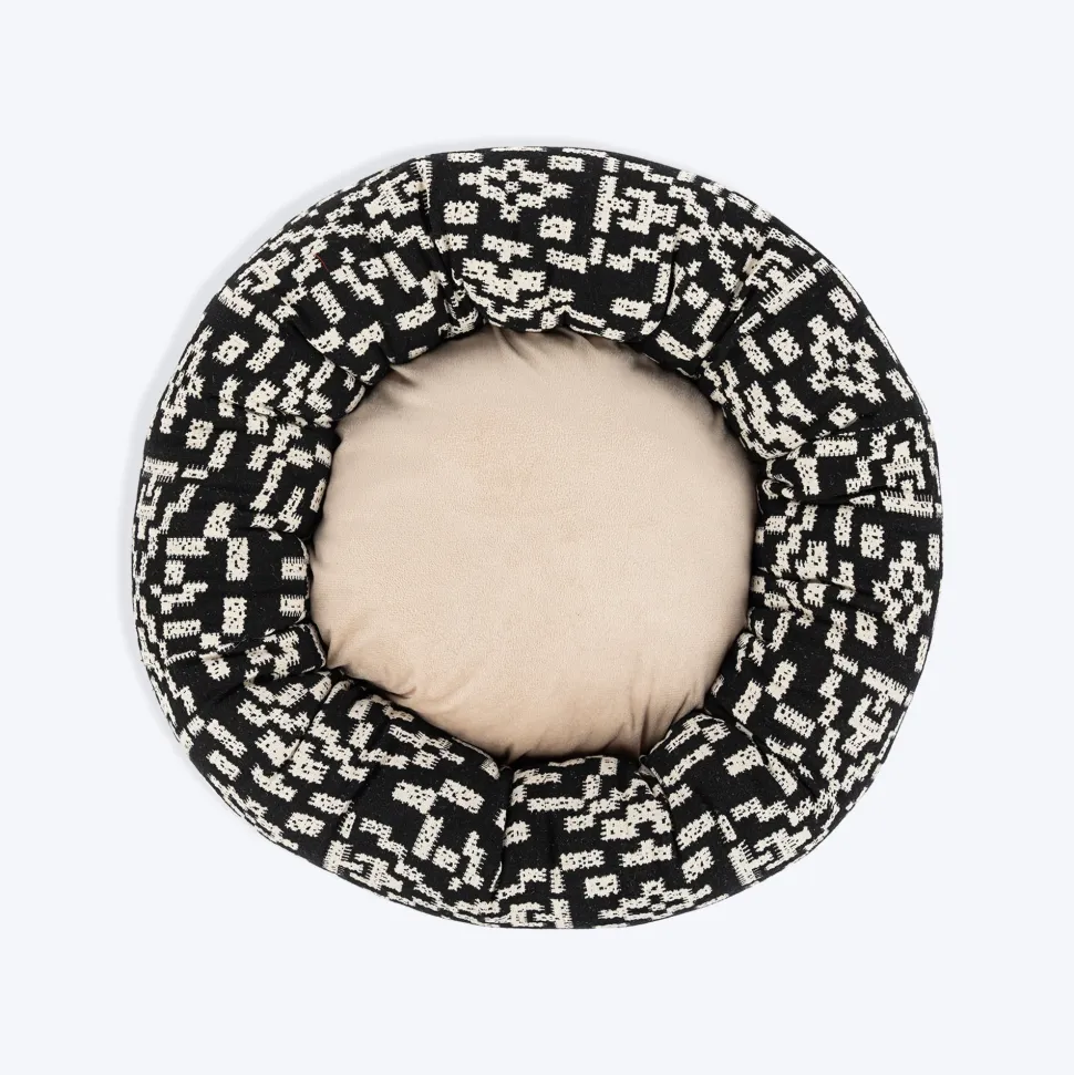 HUFT Dreamy Donut Bed For Cat & Puppy - Black & White