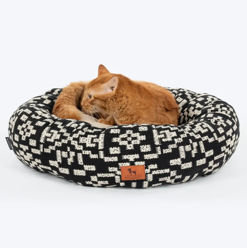 HUFT Dreamy Donut Bed For Cat & Puppy - Black & White