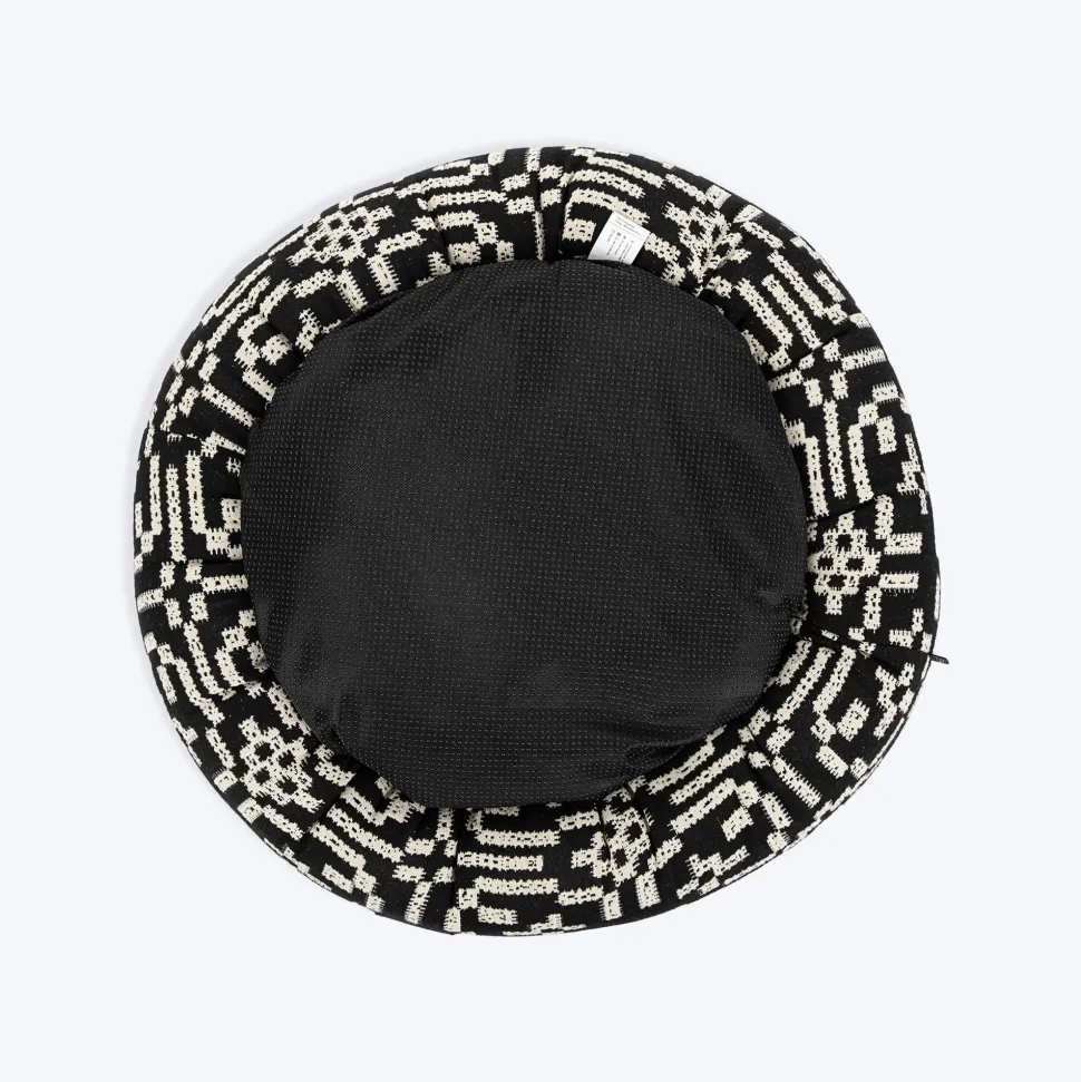 HUFT Dreamy Donut Bed For Cat & Puppy - Black & White