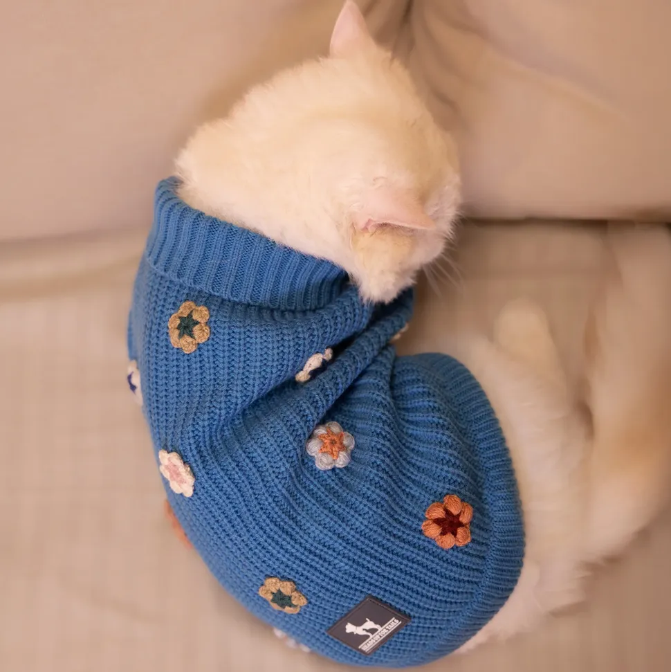 HUFT Frosty Flowers Sweater For Cat - Blue