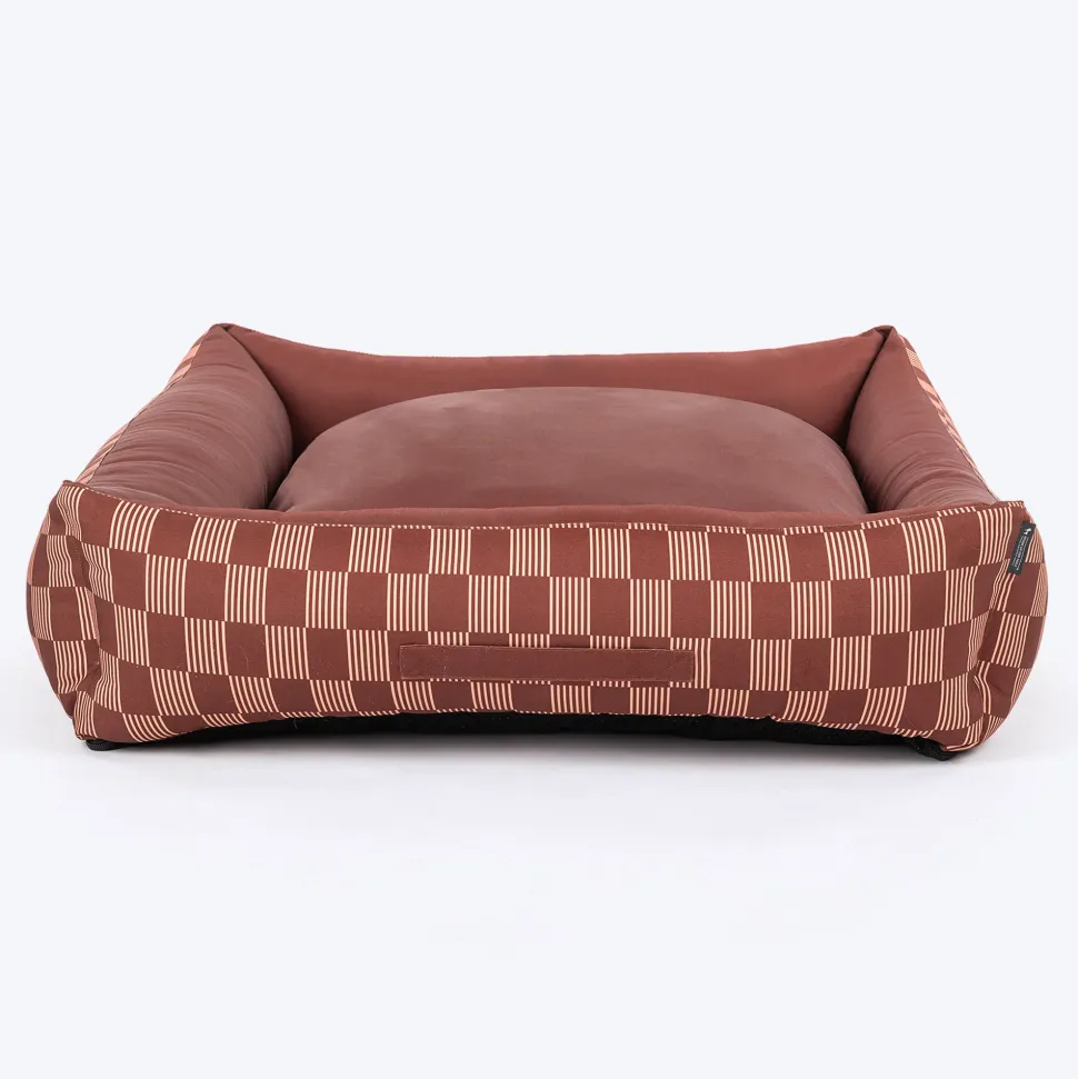HUFT Walnut Weave Lounger Bed For Dog - Brown