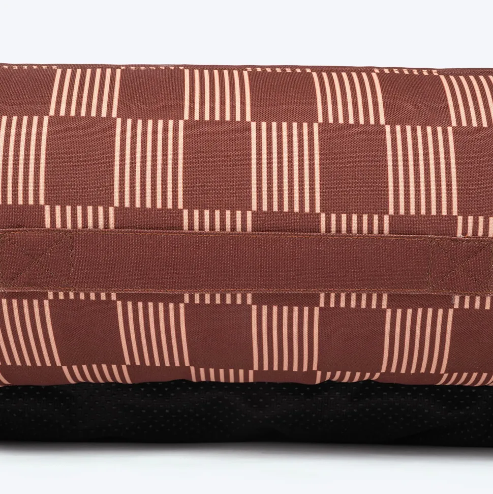 HUFT Walnut Weave Lounger Bed For Dog - Brown