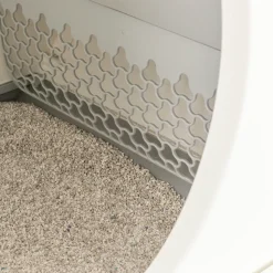 Trixie Self-Cleaning Litter Tray For Cat - White - 55.5 x 53 x 52 cm