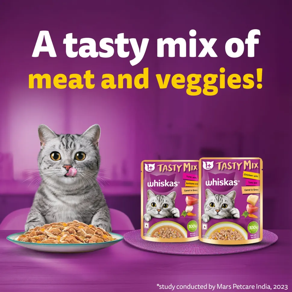 Whiskas Tasty Mix Adult (1+ year) Chicken With Tuna & Carrot in Gravy Wet Cat Food - 70 gm Pack